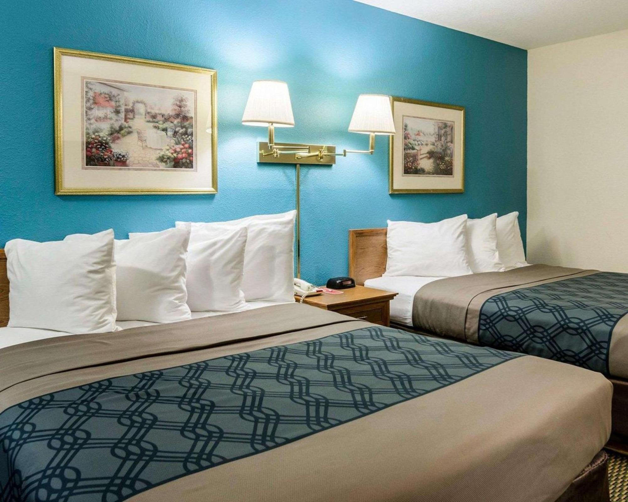 Econo Lodge University Lawrence Εξωτερικό φωτογραφία