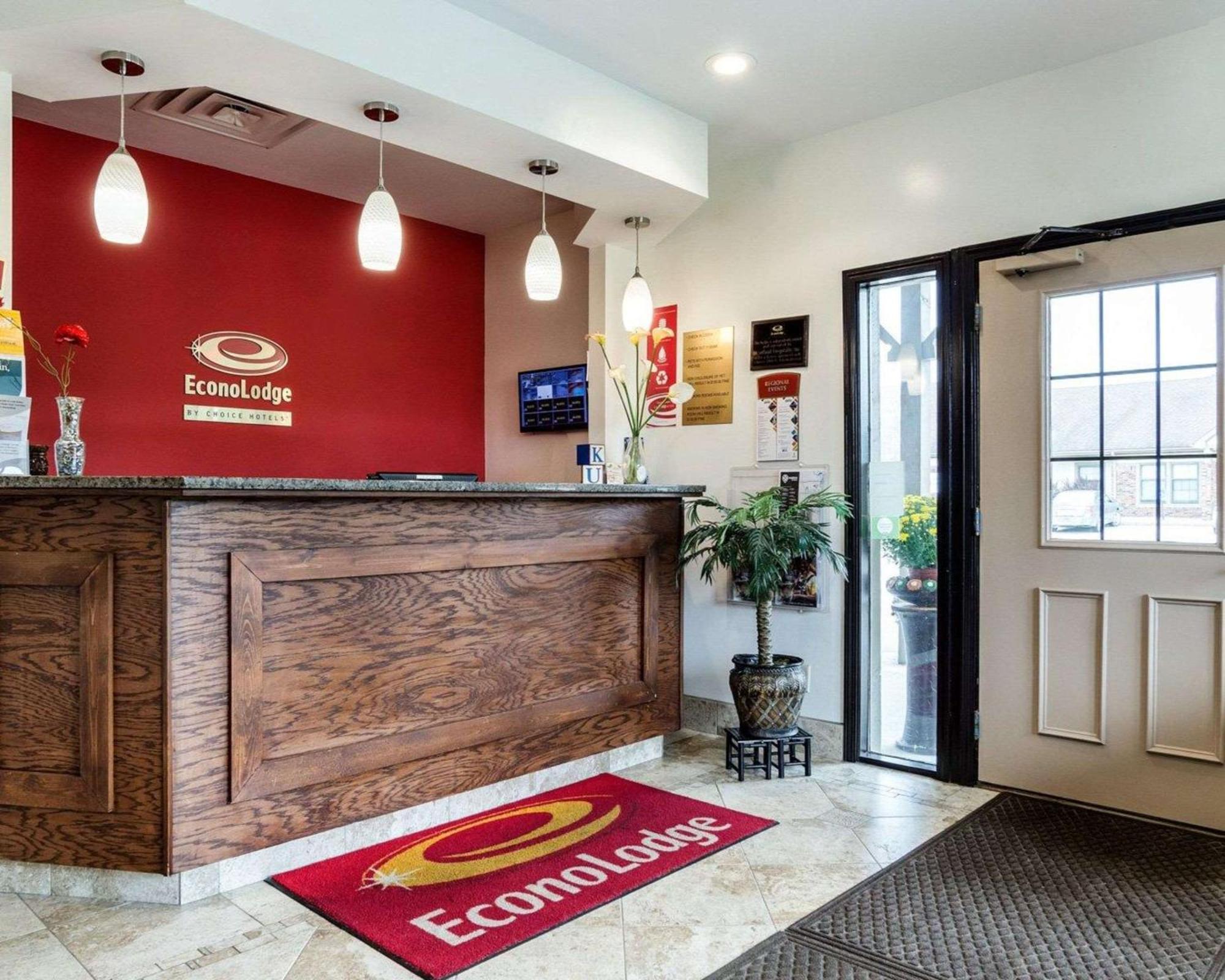 Econo Lodge University Lawrence Εξωτερικό φωτογραφία